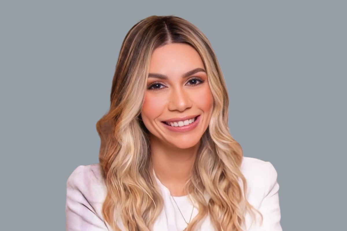 Dra Natacha Erika